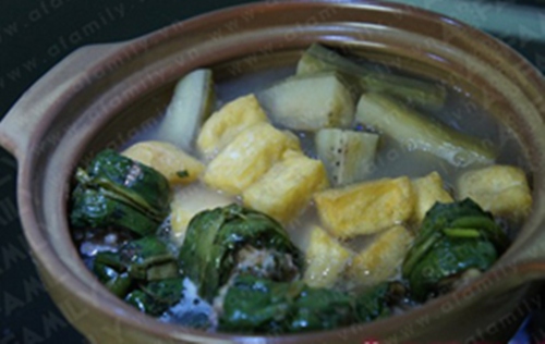 Món ăn: Lươn om chuối đậu