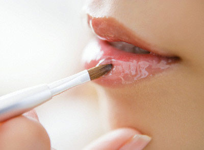 Mách bạn: Bí kíp để bờ môi gợi cảm hơn