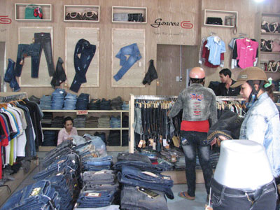 Nỗ lực cạnh tranh với hàng ngoại nhập