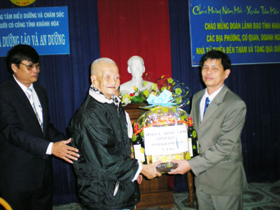 “Mái ấm” của tuổi già neo đơn