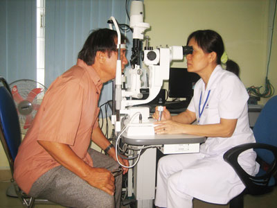 Khám sức khỏe cho các cán bộ nguyên là lãnh đạo tỉnh Khánh Hòa