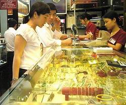 Phạt đến 500 triệu đồng đối với hoạt động ngoại hối, kinh doanh vàng không đúng qui định