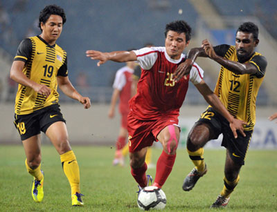 Huấn luyện viên Falko Goetz chia tay 3 tuyển thủ sau VFF Cup