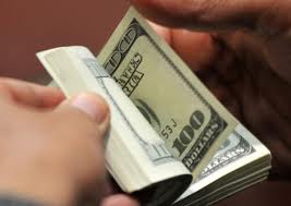 Tỷ giá bình quân liên ngân hàng lại tăng mạnh