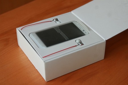 HTC Sensation XL “âm thanh khủng” đầu tiên tại Việt Nam