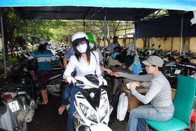 In giá một đằng thu tiền một nẻo