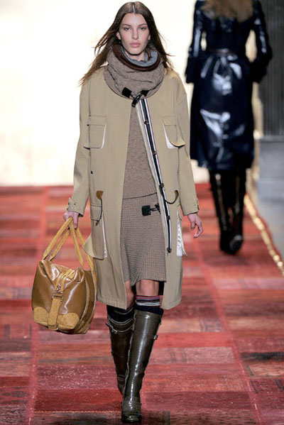 Xu hướng khăn quàng mùa Đông 2011