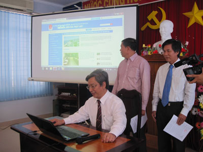 Ra mắt trang thông tin điện tử Phổ biến, giáo dục pháp luật Khánh Hòa