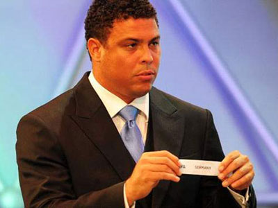 Ronaldo được mời làm Trưởng Ban tổ chức World Cup 2014