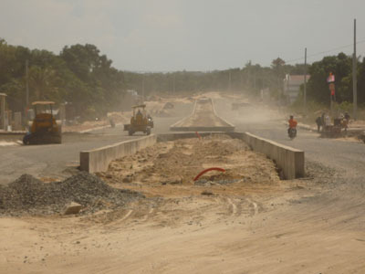 Quan tâm phát triển đô thị và giảm nghèo