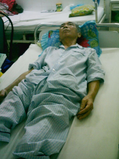 Ông Huỳnh Văn Khôi đang cần được cứu giúp