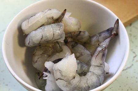 Món ăn: Giòn thơm tôm bọc dừa