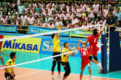 Đội chủ nhà vuột mất chức vô địch