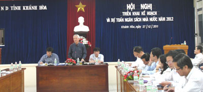 Chủ tịch UBND tỉnh Nguyễn Chiến Thắng phát biểu chỉ đạo tại hội nghị.