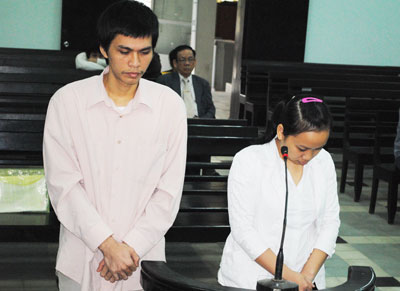 Trộm “sổ đỏ” của mẹ vợ để đi lừa đảo