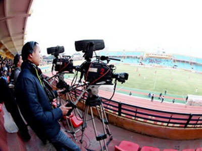 AVG miễn phí bản quyền trận khai mạc mùa 2012