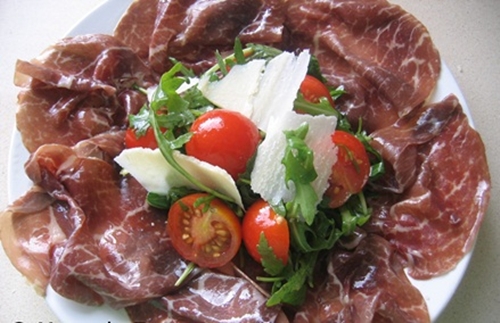 Món ăn: Salad thịt bò muối thơm ngon ngày Tết