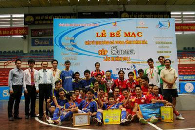 Bóng đá Khánh Hòa vững bước vào năm mới