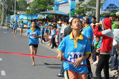 Điền kinh Khánh Hòa đã được nhiều thành quả đáng khích lệ nhưng vẫn “khát” tầm khu vực.