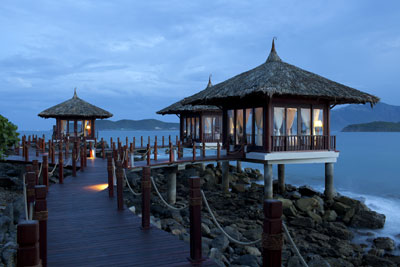 Những phòng massage bên bờ biển đem lại cho du khách những trải nghiệm thú vị.