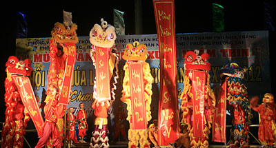 Màn múa lân đẹp mắt tại hội thi.