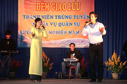 Đêm văn nghệ ấm áp nghĩa tình