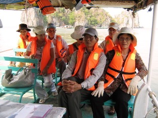 Đề xuất sử dụng áo phao trên phương tiện thủy nội địa