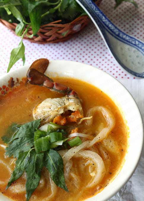 Món ăn: Cuối tuần làm món bánh canh ghẹ miền Nam