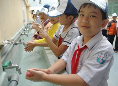 Cấp bách phòng, chống bệnh tay chân miệng