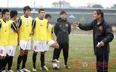 Tiến cử ông Mai Đức Chung làm Huấn luyện viên trưởng đội tuyển bóng đá Việt Nam