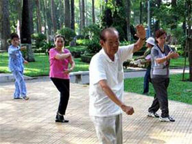 Thể dục và người cao tuổi