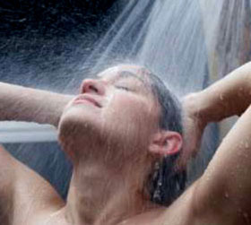 Tắm nước lạnh sau khi tập luyện