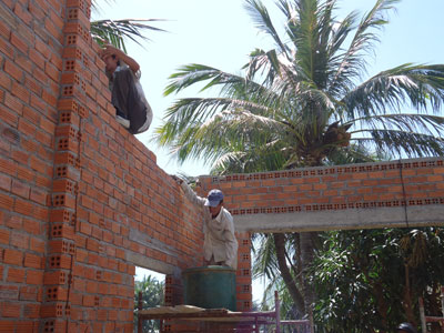 Còn nhiều khó khăn