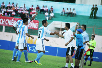 Khatoco Khánh Hòa đã có điểm đầu tiên trên sân khách