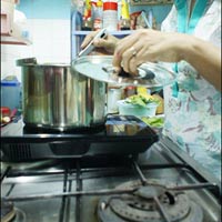 Chọn bếp từ hay bếp hồng ngoại?