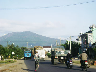 Cung đường tiềm ẩn nhiều nguy cơ tai nạn giao thông