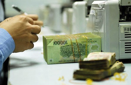 Lãi suất vẫn đang ưu tiên dòng vốn ngắn hạn