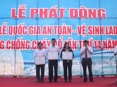 Phát động Tuần lễ quốc gia An toàn - Vệ sinh lao động - Phòng chống cháy nổ lần thứ 14 năm 2012