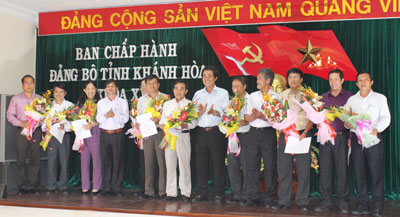 Gặp mặt và trao quyết định cho cán bộ trong diện luân chuyển, điều động công tác đợt I-2012