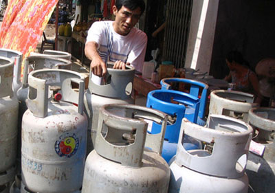 Người tiêu dùng bớt gánh nặng