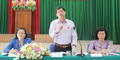 Tiếp xúc cử tri là hội viên Câu lạc bộ Hưu trí tỉnh