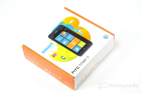 "Mổ xẻ" HTC Titan II chụp ảnh 16 megapixel