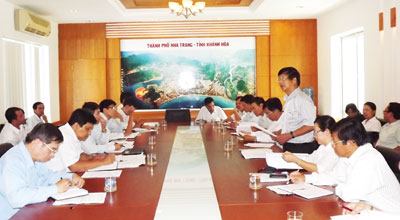  Ban Văn hóa - Xã hội HĐND tỉnh tại buổi làm việc với UBND TP. Nha Trang.