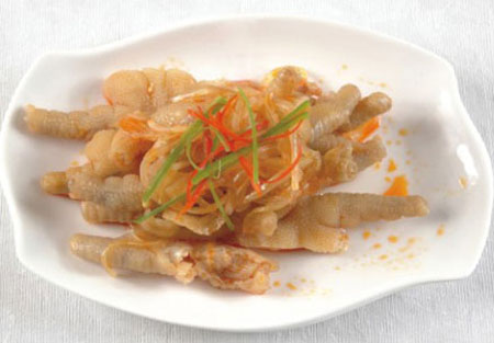 Món ăn: Cuối tuần lai rai chân gà hấp muối