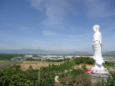 Điểm du lịch kết hợp văn hóa tâm linh