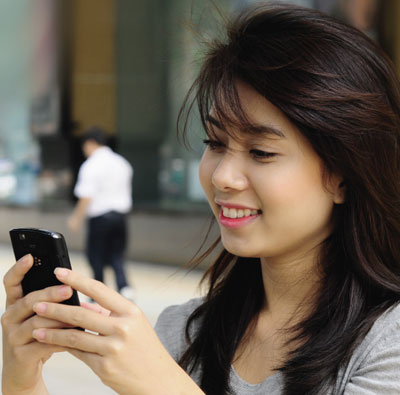 Miễn phí gọi nội mạng 18 tháng và lướt net di động 3G