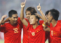 Ra mắt "Những cột mốc lịch sử 100 nãm bóng đá Việt Nam"