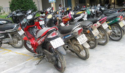 Vây bắt sòng bạc trên đỉnh núi