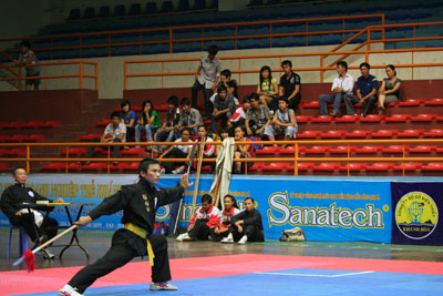 Từng bước đi vào chiều sâu