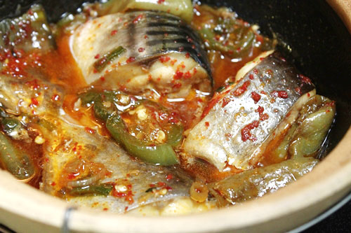 Món ăn: Cá basa kho ớt xanh